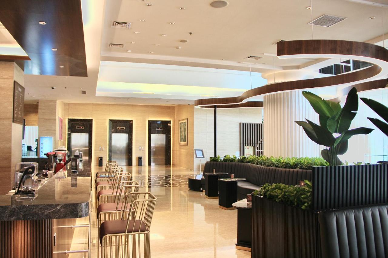 Js Luwansa Hotel & Convention Center Jakarta Exterior foto