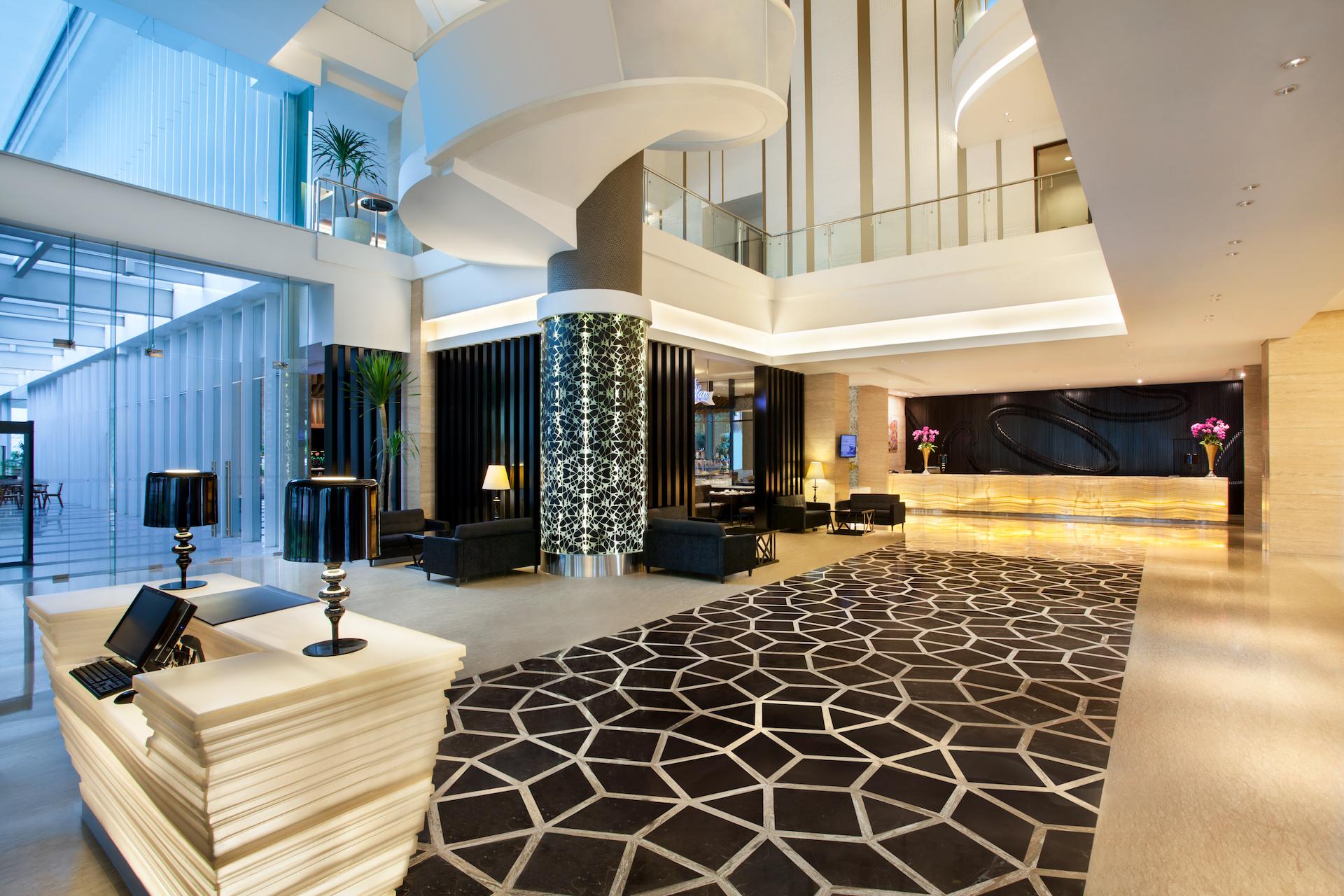 Js Luwansa Hotel & Convention Center Jakarta Exterior foto