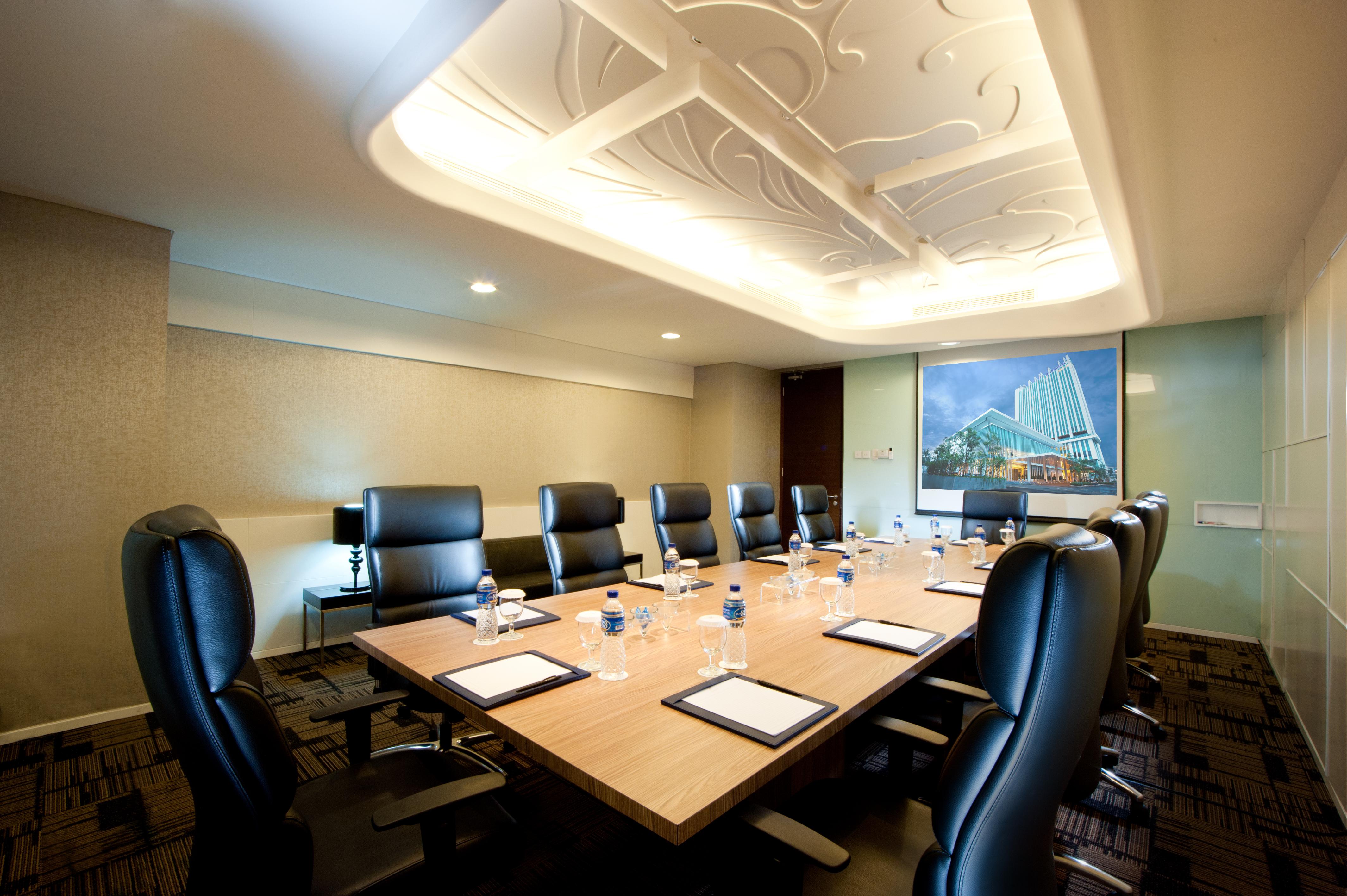Js Luwansa Hotel & Convention Center Jakarta Exterior foto