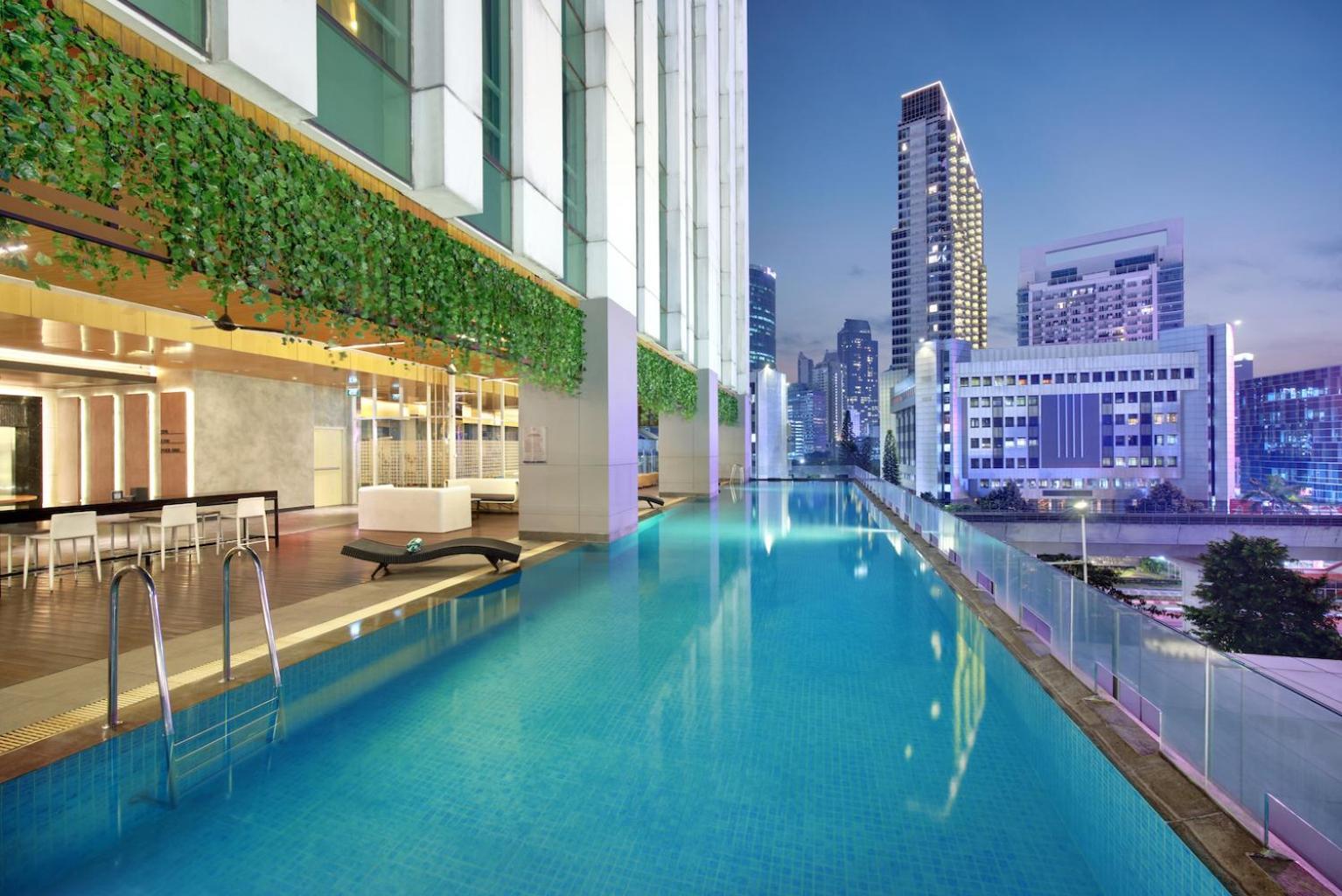 Js Luwansa Hotel & Convention Center Jakarta Exterior foto